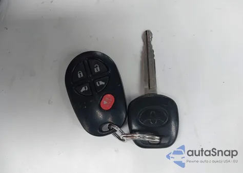 2011 Toyota Sienna Le from USA, damaged, VIN 5TDJK3DCXBS022009